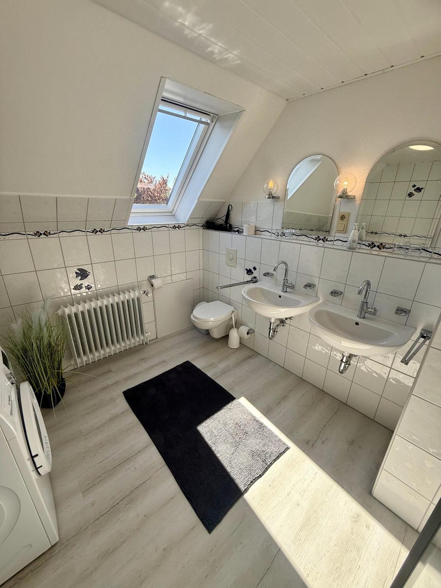 Ferienhaus Blinkfuer Neuharlingersiel Exterior foto
