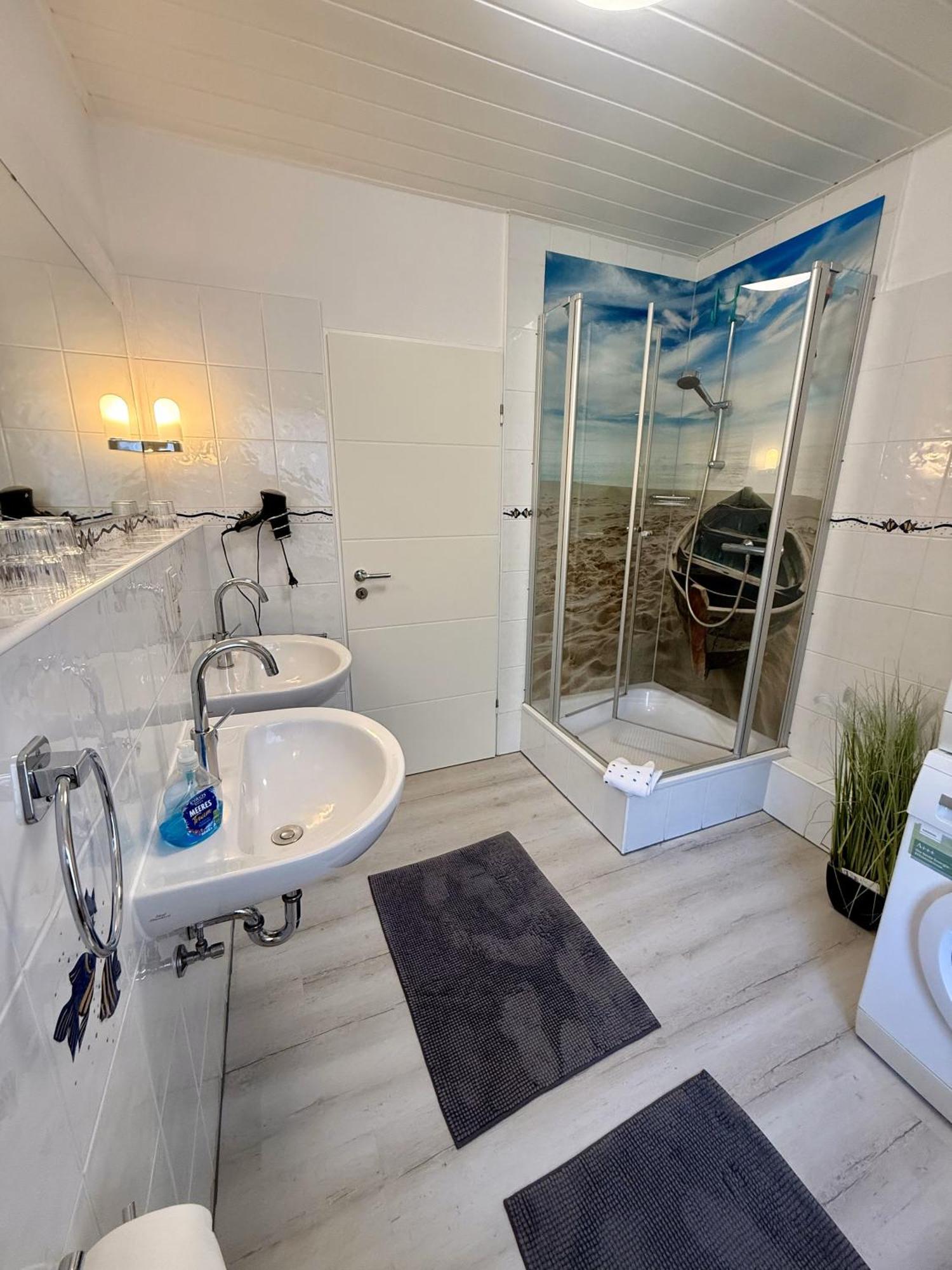 Ferienhaus Blinkfuer Neuharlingersiel Exterior foto